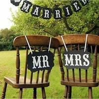Set 2 Bannere, Flippy, cu Agatatoare, Tematica Nunta, Pancarde Model Mr si Mrs, Negru