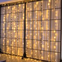 Instalatie Craciun, Tip Perdea, IP44, 7 m x 1 m, 420 LED-uri, Alb cald, 8 jocuri de lumini, Transformator cu telecomanda, Interconectabila, Prelungitor 5 m inclus, Fir transparent, Interior/ Exterior, Vafy
