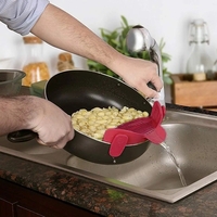 Strecurator Filtru pentru Vase, Vafy, din Silicon Rezistent la Temperaturi Inalte, Universal, Paste, Legume, Fructe, 23x12.5x6.7 cm Rosu