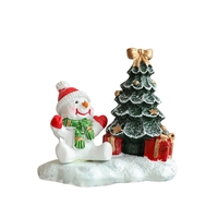 Ornament de Craciun din Rasina pentru Decor, Flippy, Model Om de Zapada cu Brad, Decoratiune de Birou pentru Craciun, 6.5 x 6.5 x 4 cm, Alb Verde