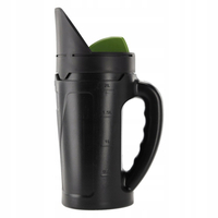 Semanator manual pentru gazon, ingrasamant, sare si seminte, rezervor 2.5 L, plastic rezistent, 34x18 cm, negru