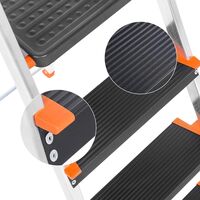 SONGMICS Scara aluminiu pliabila cu 4 trepte, latime trepte 12 cm, cu maner, sarcina 150 kg, 44x156 cm