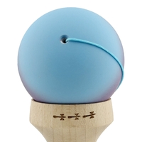 Kendama X Originala, Profesionala, Flippy, Cupe Mari KING SIZE V3, Rubber Grip, Gaura in Baza, Rulment Metalic, din lemn 18 cm, Ata 62/65 cm, Gradient Albastru deschis/Mov/Roz