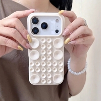 Husa cu Ventuze, Vafy, Compatibila iPhone 17, din Silicon, Interior Microfibra, Crem
