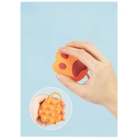 Perie pentru Masajul Scalpului, Perie pentru Sampon, Labuță de Pisică, Dimensiune 7x8 cm, Curatarea si Mentinerea Curata a Parului, Portocaliu