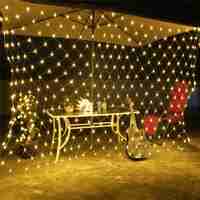 Instalatie Craciun, Tip Plasa, 7.5 m x 1.5 m, 600 LED-uri, Alb cald, 8 jocuri de lumini, Transformator cu telecomanda, Interconectabila, Prelungitor 3 m inclus, Fir transparent, Vafy