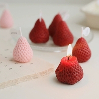 Set 6 Lumanari Parfumate, Flippy, Model Capsunici, Ardere 30 min, 78g, 6.3 x 9.3 x 3.8 cm, Roz/Rosu