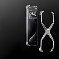 Husa Armor X Compatibila cu iPhone 15, Vafy, Aliaj de Aluminiu, Antisoc, Antizgarieturi, Impermeabila, Margini cu 2 Straturi, Aderent, Montare Usoara, Surubelnita Inclusa, Gri Metalizat