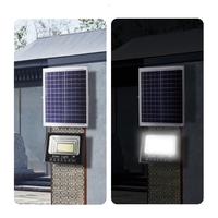 Proiector LED/Lampa solara de exterior Flippy, 22 cm x 27 cm, Rezistent la Apa IP67, cu Panou Solar, 220LED SMD, 100W, Senzor de lumina, Timer, cu Telecomanda, 2 moduri de iluminat, kit montaj inclus, Lumina Rece