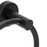 Suport metalic tip inel pentru prosop, inox cu finisaj mat, diametru 17 cm, accesorii montaj incluse, negru