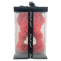 Ursulet din Flori, Flippy, Ursulet din Trandafiri de spuma, Ursuletul 17 x 17 x 23 cm / Cutia Trasparenta 19 x 19 x 28 cm, Rosu