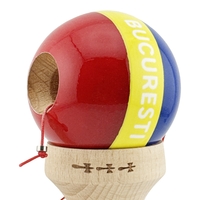 Kendama X Originala, Profesionala, Flippy, Tricolor Edition BUCURESTI, Super Sticky cu Cupe Mari KING SIZE V3, Rulment Metalic si Gaura in Baza, din Lemn 18 cm, Ata 62/65 cm, Multicolor