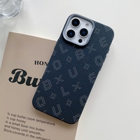 Carcasa Magnetica, Vafy, Compatibila Apple iPhone 17, din Fibra de Carbon, Litere Fosforescente, Portocaliu