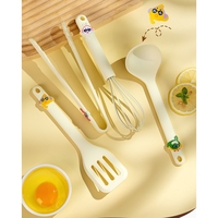 Set 4 Ustensile de Bucatarie, Flippy, pentru Copii, din Silicon, Termorezistente, Design Animat, 13 x 24 x 5 cm, Bej
