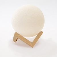 Lampa de veghe luna, culori, lumina LED alb cald, alimentare baterii, stand din plastic, 15 cm, Flippy