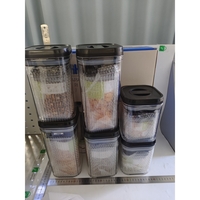 Cutii de Depozitare Alimente, Flippy, Set din 12 Cutii de tip Container, Recipiente pentru Cereale in Bucatarie, Transparente cu Capac Negru