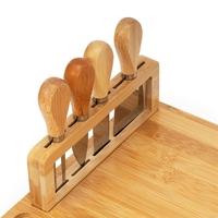 Set servire branzeturi cu platou din bambus si accesorii, 35x28x8 cm, maro natur