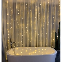 Instalatie Craciun, Tip Perdea, IP44, 8 m x 2 m, 960 LED-uri, Alb cald, 8 jocuri de lumini, Transformator, Interconectabila, Prelungitor 5 m inclus, Fir transparent, Interior/ Exterior, Vafy