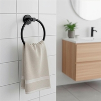 Suport metalic tip inel pentru prosop, inox cu finisaj mat, diametru 17 cm, accesorii montaj incluse, negru