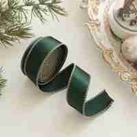 Panglica Decorativa cu Tematica de Craciun, Flippy, Set din 4 bucat + 1 Rulon Ata Maro, Panglica pentru Cadou de Craciun Brad si Decor, 2 M per bucata, Model Brad, Alb Verde