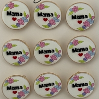 Set 12 Brose Martisor Primavara, Jolie, Model Rotund cu Flori, Mesaj Mama, Multicolor