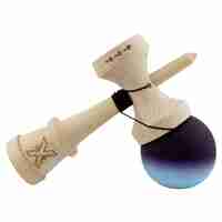 Kendama X Originala, Profesionala, Flippy, Cupe Mari KING SIZE V3, Rubber Grip, Gaura in Baza, Rulment Metalic, din lemn 18 cm, Ata 62/65 cm, Gradient Negru/Albastru deschis