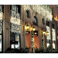 Instalatie Craciun Profesionala de Exterior IP65, Tip Perdea, 9m x 2m, 1800 Led-uri Mari, Alb rece, cu flash, Alimentator si prelungitor 6,5 m, Interconectabila, Fir negru, Vafy