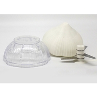 Tocator manual pentru usturoi, in forma de usturoi, cutite rezistente, utilizare prin apasare, material ABS si inox, 9.5x9.5x9.3 cm, alb