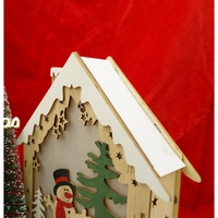 Decoratiune luminoasa, model de Casa cu Om de zapada, maro, lungime: 18 cm, latime: 5 cm, inaltime: 21 cm, lemn, interior/exterior
