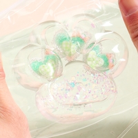 Jucarie Antistres Squishy, Flippy, Labuta de Pisica Pufoasa, cu Revenire Lenta, 7 x 6.5 cm, Model Inima, Multicolor