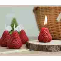 Set 4 Lumanari Parfumate, Flippy, Model Capsunici, Ardere 30 min, 52g, 6.3 x 6.3 x 3.8 cm, Rosu