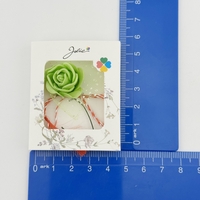 Martisor Motiv Floral, Jolie, Model Trandafir, cu Snur Alb/Rosu, 9 x 5 cm, Verde deschis