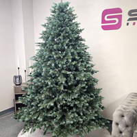 Brad artificial Christmas Deluxe by Sersimo, Alaska Select verde argintiu, integral 3D, 210 cm