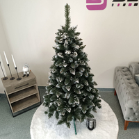 Brad artificial Christmas Deluxe by Sersimo, Crystal nins cu merisoare, 2D, 180cm