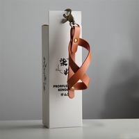 Husa pentru Kendama, Flippy, Husa de Depozitare pentru Kendama, din Piele Ecologica, Catarama cu Agatare pentru Transportare, Breloc 8, 12 x 6 cm, Maro deschis