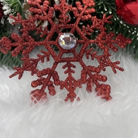 Decoratiune brad fulg de zapada cu cristal, set 2 bucati, 12cm, rosu
