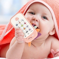 Jucarie Interactiva, Flippy, Telefon Inteligent, Model Unicorn, Functii Educative, Muzicale si Voce, 4-6 ani, 19 x 11.5 cm, din Plastic, Roz