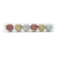 Set de 6 ornamente de brad, Flippy, de tip Glob, Multicolor, cu ø de 6 cm, din metal, cu finisaj sclipitor , cutie 6 cm adancime x 34 cm lungime x 6 cm inaltime