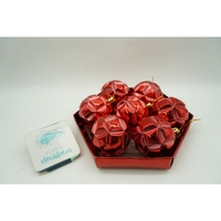 Set de 28 ornamente de brad, Flippy, de tip Glob, Rosu, din polistiren, cu finisaj sclipitor , cutie 18 cm adancime x 22 cm inaltime x 18 cm lungime)