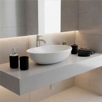 Set accesorii baie, 6 piese din plastic, cu perie WC si cos de gunoi, finisaj mat si lucios, negru argintiu
