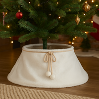 Husa decorativa tip fusta pentru bradul de Craciun, pufoasa, diametru 56 cm, alb