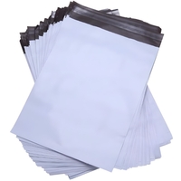 Set 1200 Pungi Curierat, 230x320x40 mm, Grosime 50 Microni, Banda Adeziva pentru Sigilare, Alb la Exterior, Negru la Interior