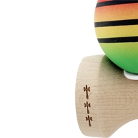 Kendama X Originala, Profesionala, Flippy, Rubber Grip, Cupe Mari KING SIZE V3, Gaura in Baza, Rulment Metalic, din lemn 18 cm, Ata 62/65 cm, Special Rosu/Galben/Verde