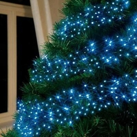 Instalatie Craciun, 70 m, 700 Led-uri ,Liniara, Albastru, 8 jocuri de lumini, Transformator, Interconectabila, Prelungitor 3 m inclus, Fir Verde, Vafy