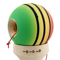 Kendama X Originala, Profesionala, Flippy, Rubber Grip, Cupe Mari KING SIZE V3, Gaura in Baza, Rulment Metalic, din lemn 18 cm, Ata 62/65 cm, Special Rosu/Galben/Verde