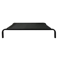 Pat pentru Animalele de Companie, Flippy, din Plasa este Rezistent la Umiditate, Picioare de Otel, Respirabil, Marimea S 68 x 55 x 16 cm, Negru