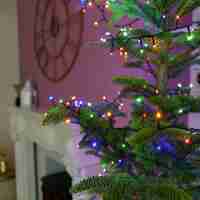 Instalatie Craciun, 50 m, 500 Led-uri ,Liniara, Multicolor, 8 jocuri de lumini, Transformator cu telecomanda, Interconectabila, Prelungitor 5 m inclus, Fir Verde, Vafy