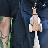 Husa pentru Kendama, Flippy, Husa de Depozitare pentru Kendama, din Piele Ecologica, Catarama cu Agatare pentru Transportare, Model Breloc Simplu, 19.5 x 2.5 cm, Apricot