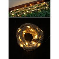Instalatie Luminoasa, Flippy, cu Fir de Cupru, 2 m, 40 LED-uri, Model Sfoara de Canepa, cu Baterii, IP44, Alb Cald