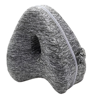 Perna Ortopedica pentru Picioare, Flippy, Multifunctionala, Confortabilă, in Forma de Inima, Spuma cu Memorie, Curea Anti-cadere, 25x23x13 cm, Gri
